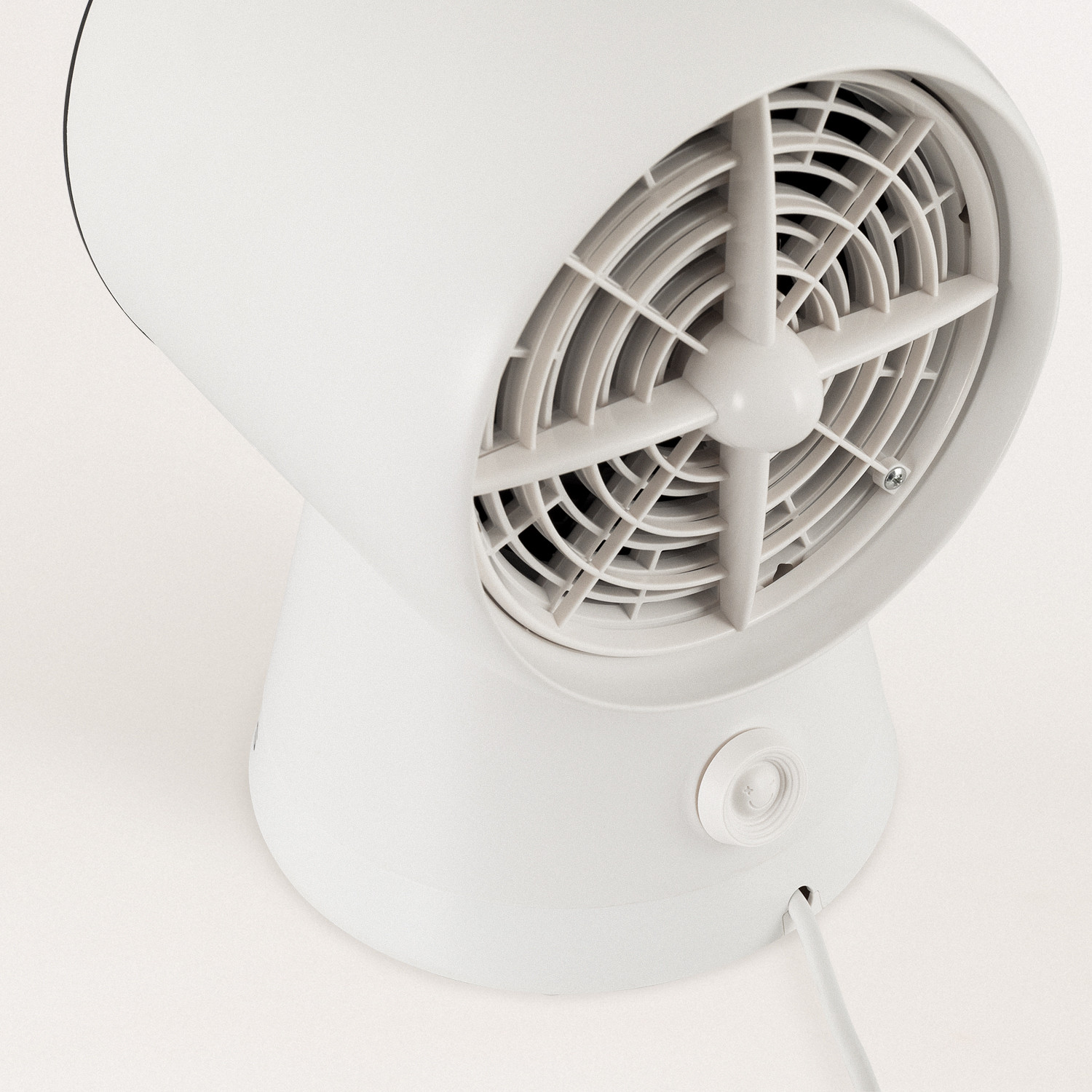 KENNY 2000W - Oszillierende elektrische Keramik Heizung - Create Ikohs