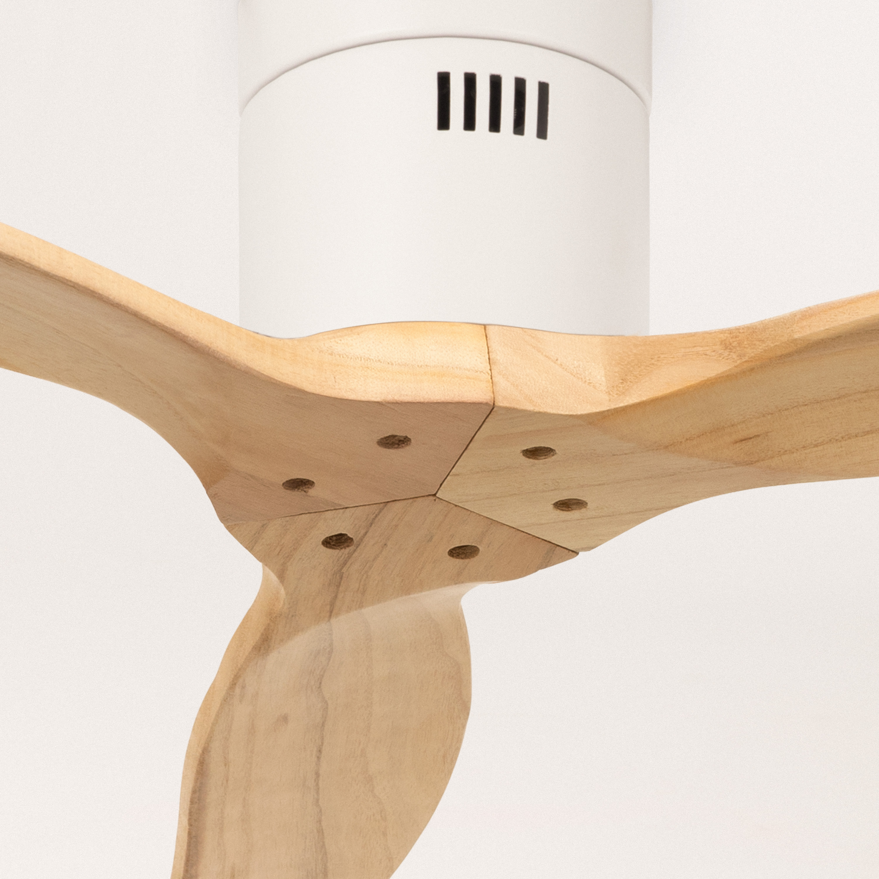 WINDCALM DC - Deckenventilator mit Winter- und Sommerfunktion - Create