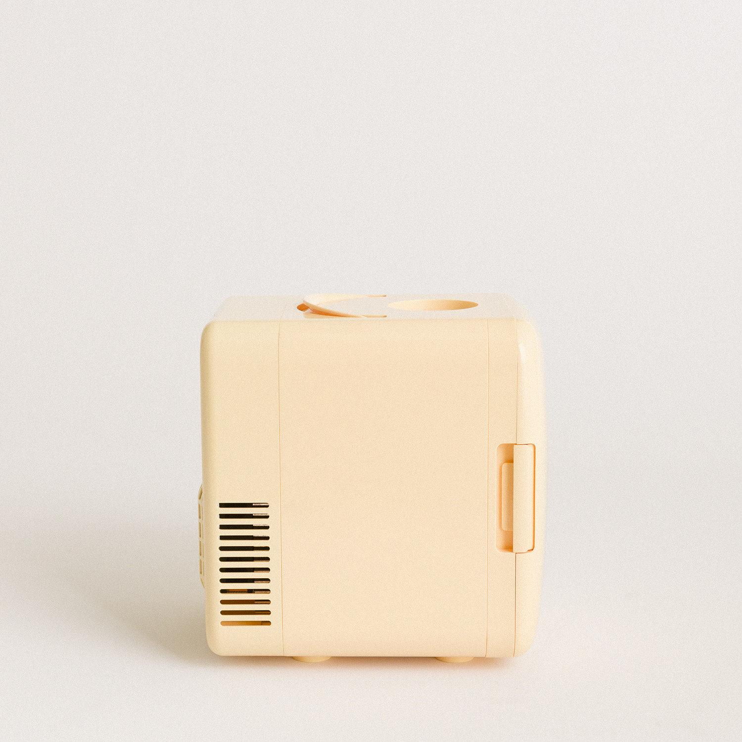 PACK CREATE & CLINIQUE - FRIDGE MINI BOX Mini Nevera para cosméticos